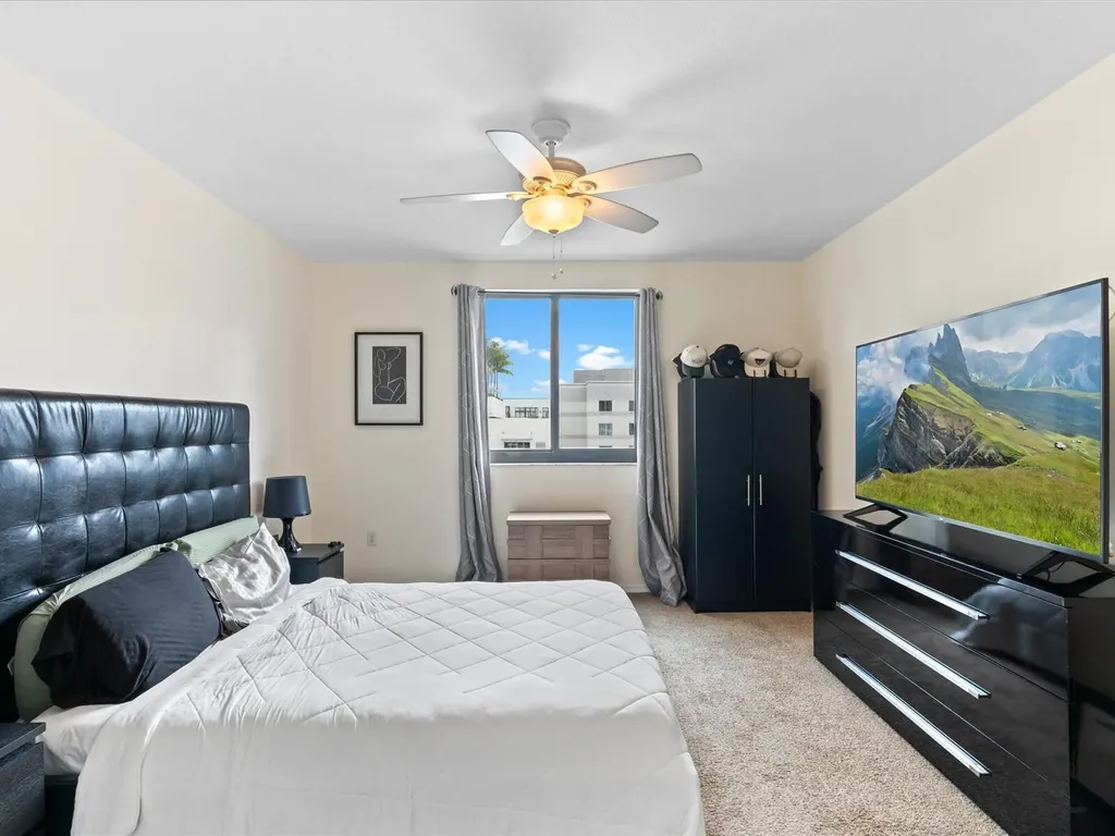100 N Federal Highway Fort Lauderdale FL 33301