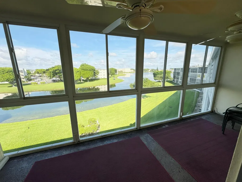 4075 Cornwall D Boca Raton FL 33434