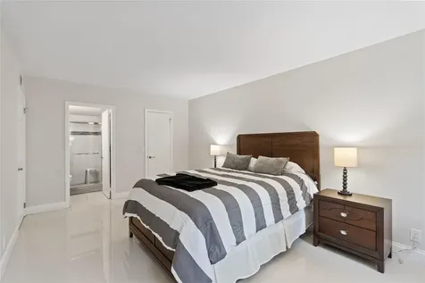 567 Trace Circle Deerfield Beach FL 33441