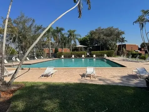 1210 SW 118th Terrace Davie FL 33325