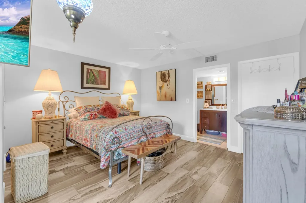 6795 Huntington Lane Delray Beach FL 33446
