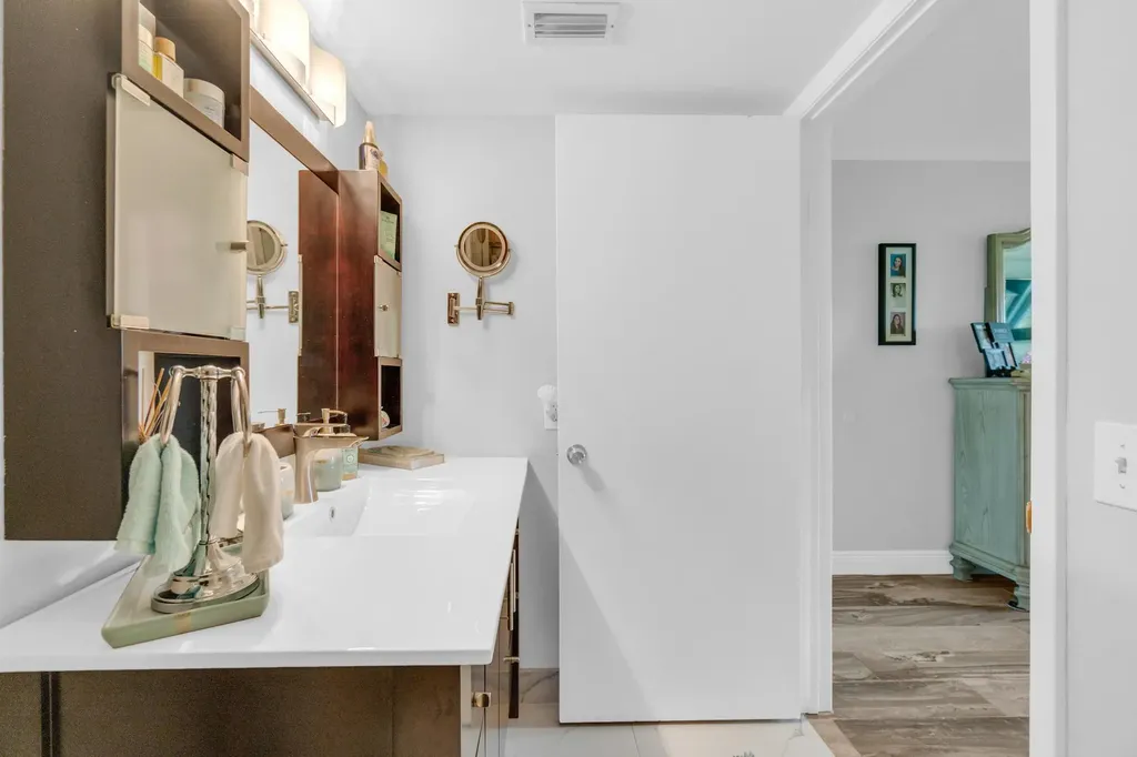 6795 Huntington Lane Delray Beach FL 33446
