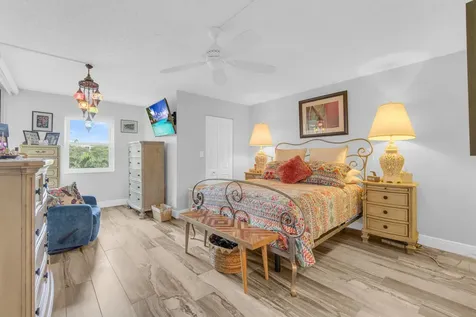 6795 Huntington Lane Delray Beach FL 33446