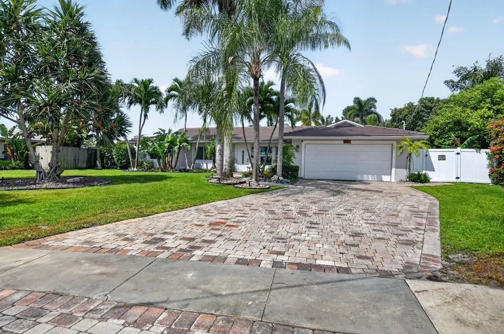 6951 NE 7th Avenue Boca Raton FL 33487
