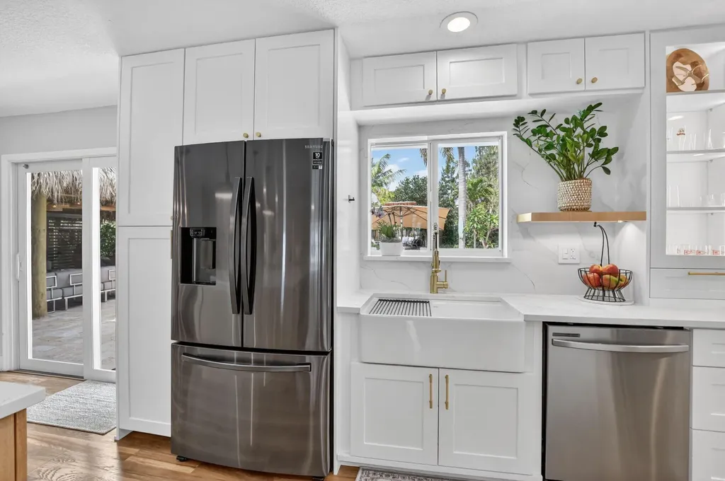 6951 NE 7th Avenue Boca Raton FL 33487