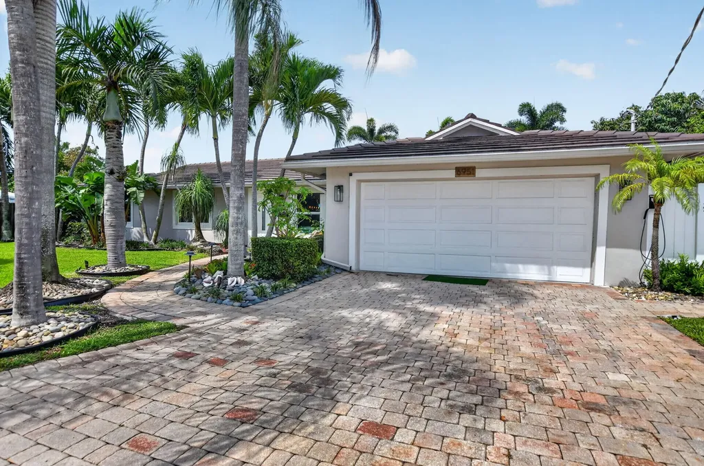 6951 NE 7th Avenue Boca Raton FL 33487
