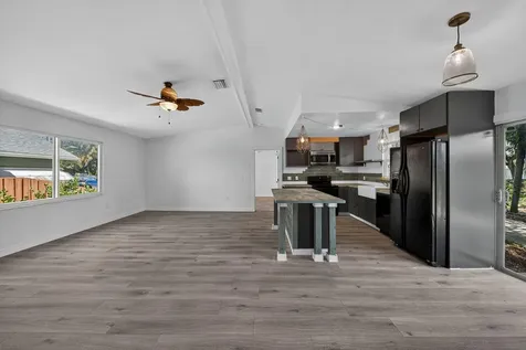 117 NE 8th Street Pompano Beach FL 33060