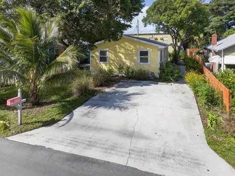 117 NE 8th Street Pompano Beach FL 33060