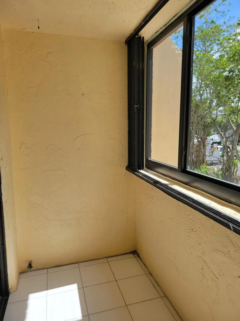 791 SE 1st Way Deerfield Beach FL 33441