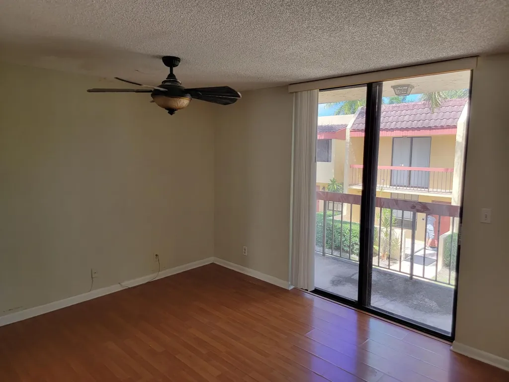 791 SE 1st Way Deerfield Beach FL 33441