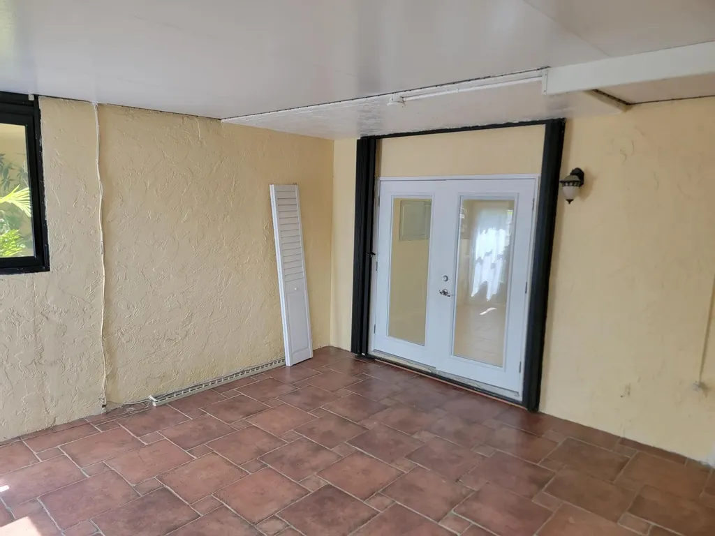 791 SE 1st Way Deerfield Beach FL 33441