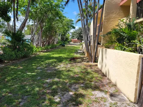 791 SE 1st Way Deerfield Beach FL 33441
