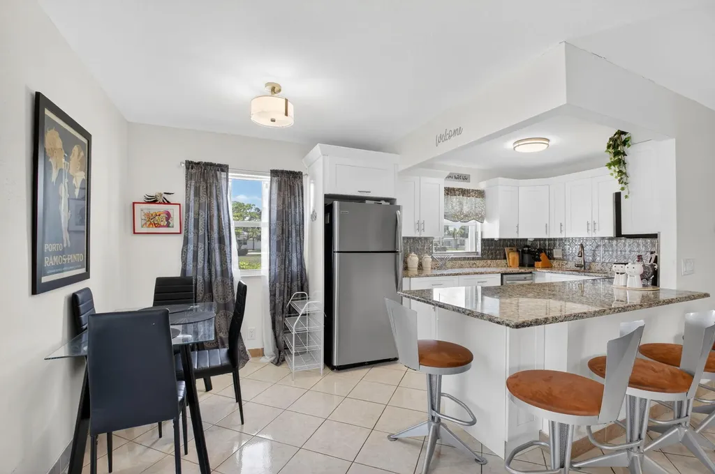 360 Seville I Delray Beach FL 33446