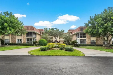 5510 Tamberlane Circle Palm Beach Gardens FL 33418