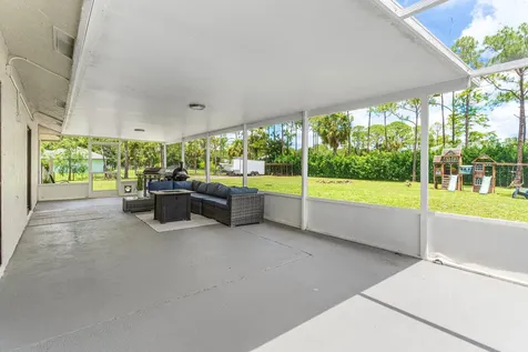 17105 N 70th Street Street N The Acreage FL 33470