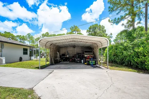 17105 N 70th Street Street N The Acreage FL 33470