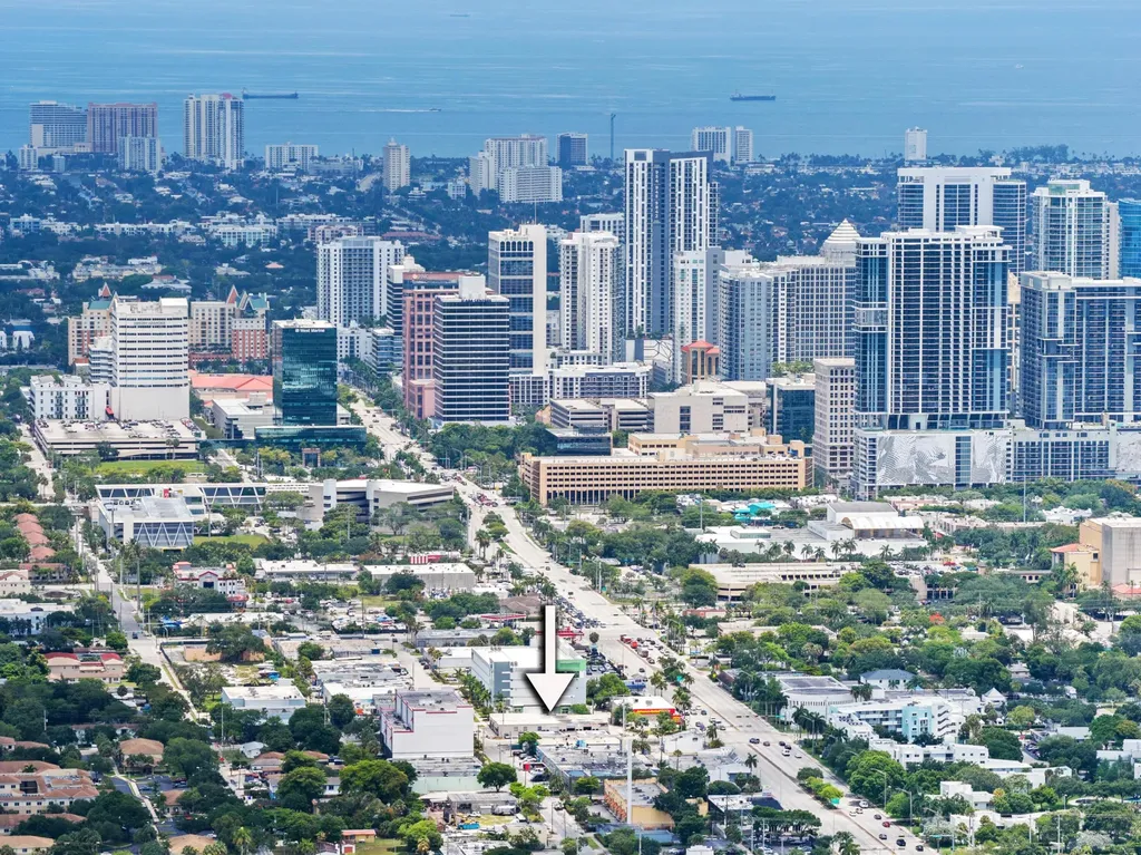 832 NW 1st Street Fort Lauderdale FL 33311