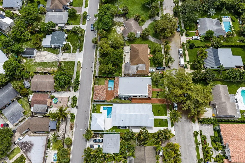 1007 Charles Street West Palm Beach FL 33401