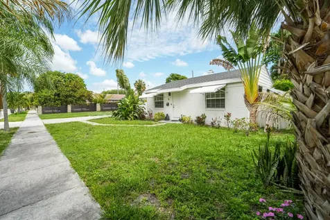 1007 Charles Street West Palm Beach FL 33401