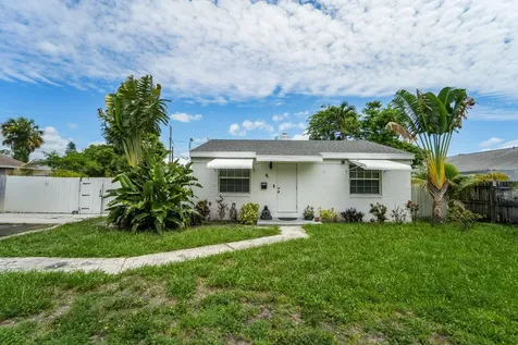 1007 Charles Street West Palm Beach FL 33401