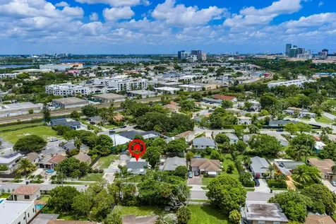 1007 Charles Street West Palm Beach FL 33401