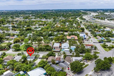 1007 Charles Street West Palm Beach FL 33401