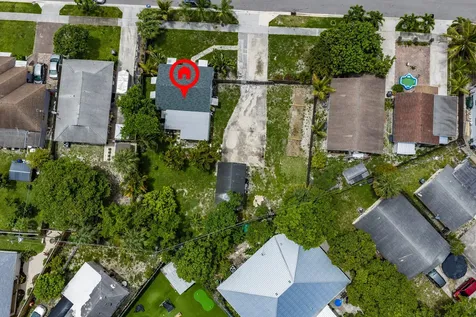 1007 Charles Street West Palm Beach FL 33401
