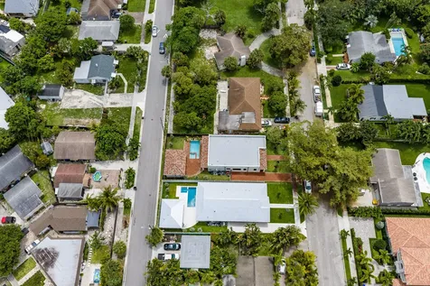 1007 Charles Street West Palm Beach FL 33401