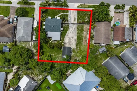 1007 Charles Street West Palm Beach FL 33401