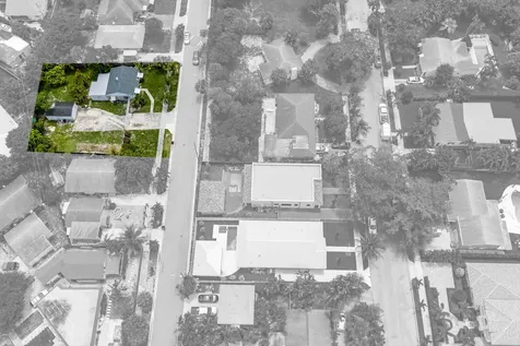 1007 Charles Street West Palm Beach FL 33401