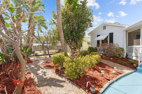 411 S Palmway Lake Worth Beach FL 33460