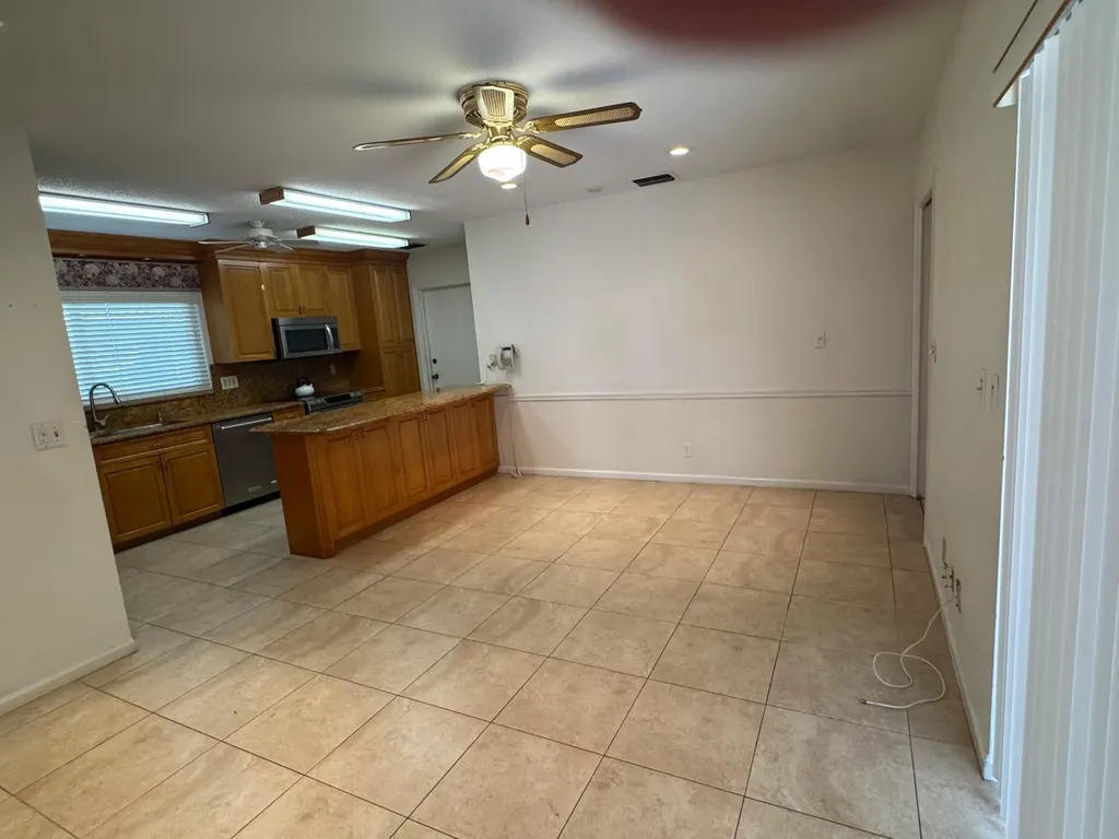 999 SW Pepperridge Terrace Boca Raton FL 33486
