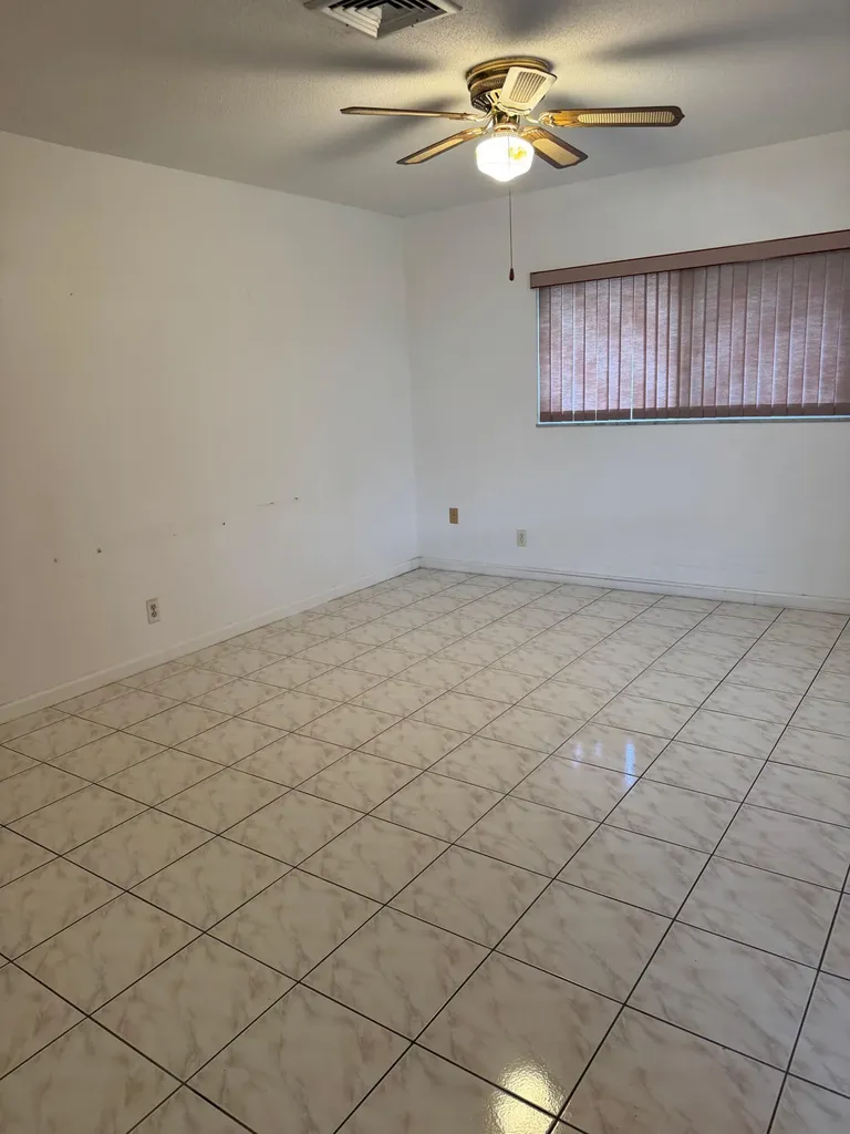 999 SW Pepperridge Terrace Boca Raton FL 33486