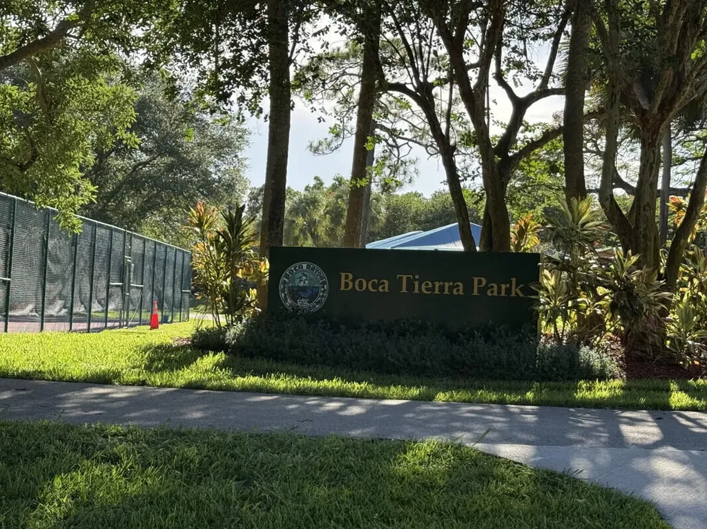 2771 NW 49th Street Boca Raton FL 33434