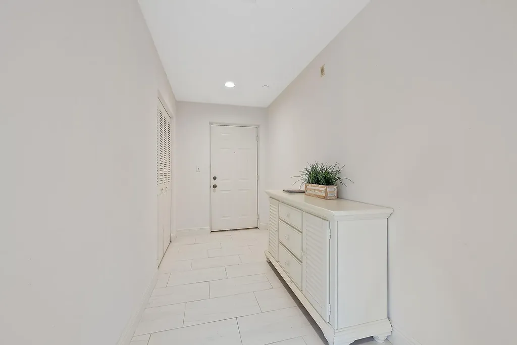 811 Oak Harbour Drive Juno Beach FL 33408