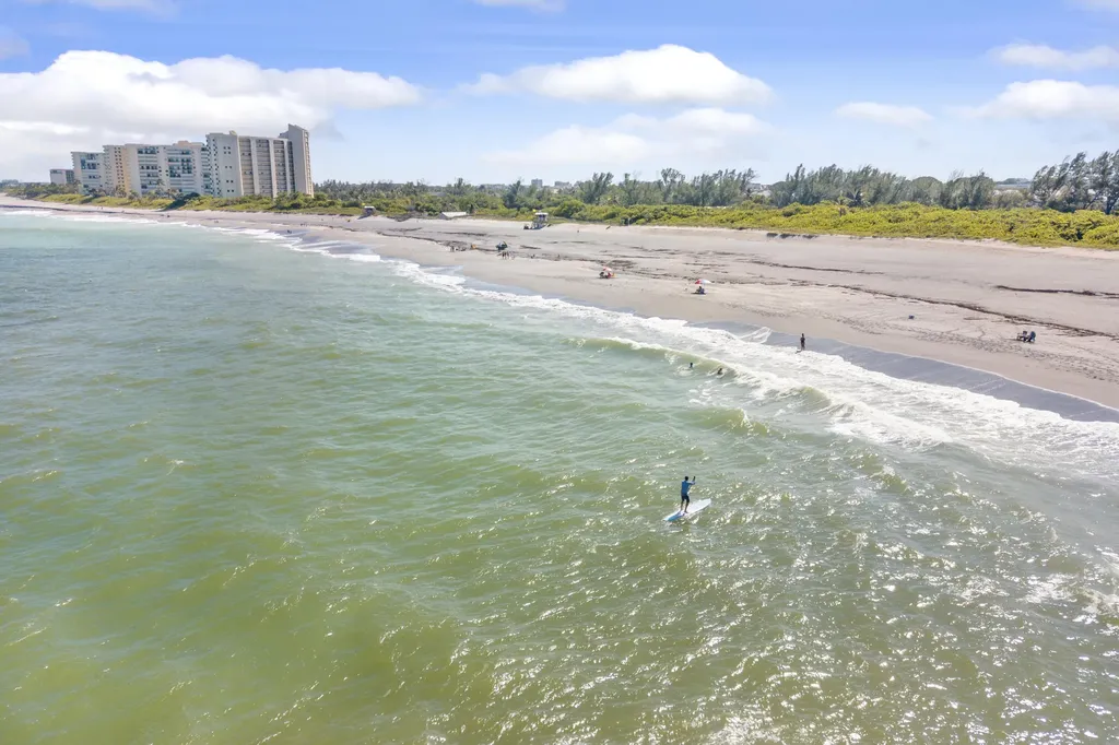 811 Oak Harbour Drive Juno Beach FL 33408