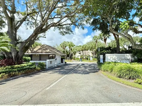 811 Oak Harbour Drive Juno Beach FL 33408