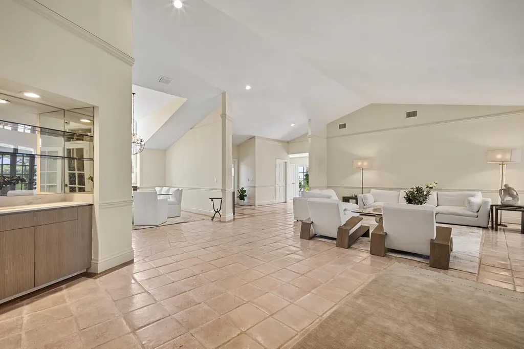 10252 Shireoaks Lane Boca Raton FL 33498