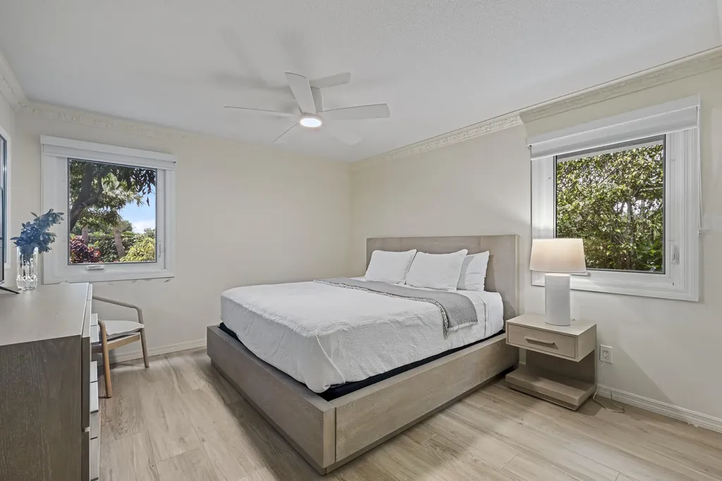 10252 Shireoaks Lane Boca Raton FL 33498