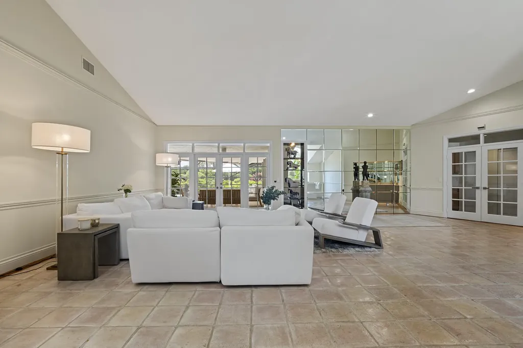 10252 Shireoaks Lane Boca Raton FL 33498