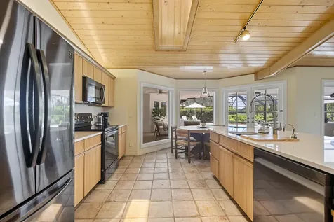 10252 Shireoaks Lane Boca Raton FL 33498