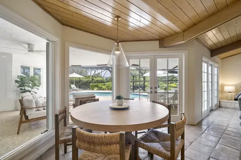 10252 Shireoaks Lane Boca Raton FL 33498