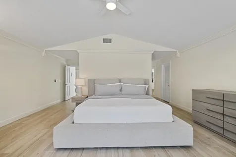 10252 Shireoaks Lane Boca Raton FL 33498