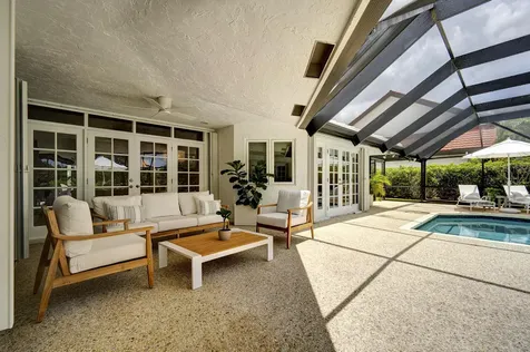 10252 Shireoaks Lane Boca Raton FL 33498