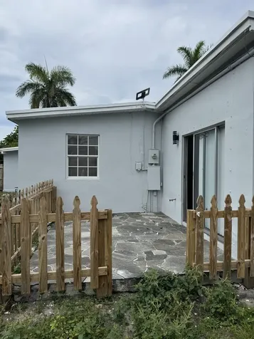 1601 NE 47th Street Pompano Beach FL 33064