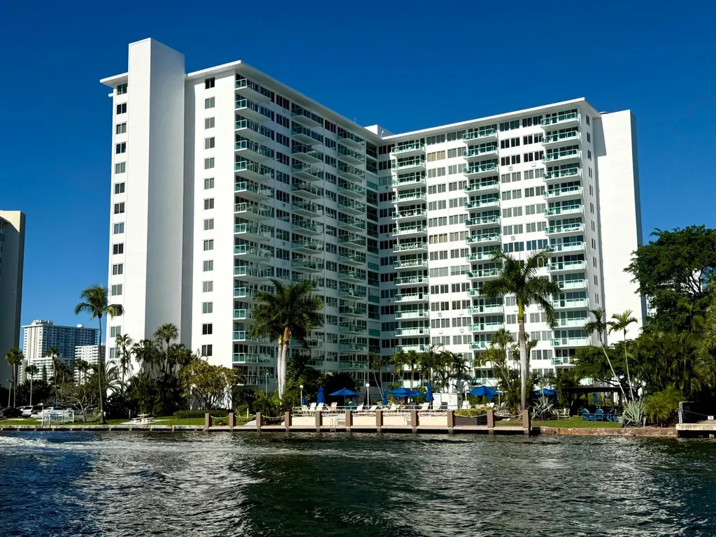 3233 NE 34th Street Fort Lauderdale FL 33308