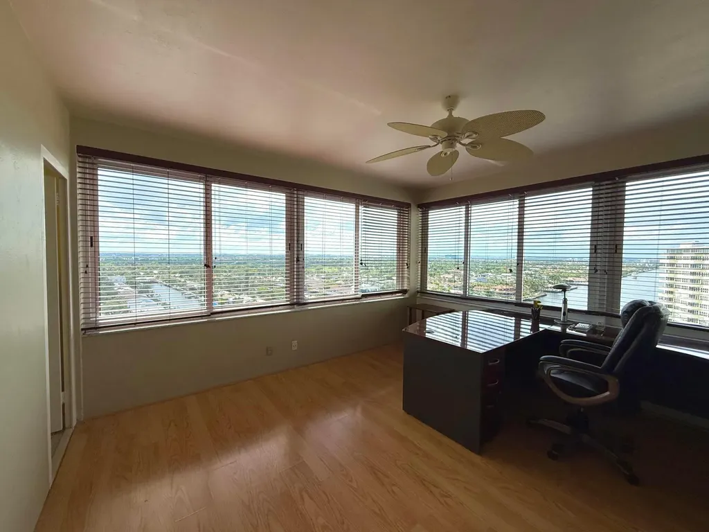 3233 NE 34th Street Fort Lauderdale FL 33308