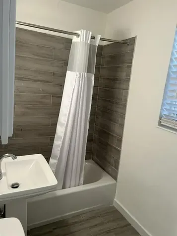 4936 NE 19th Terrace Pompano Beach FL 33064