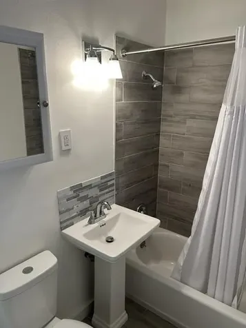 4936 NE 19th Terrace Pompano Beach FL 33064