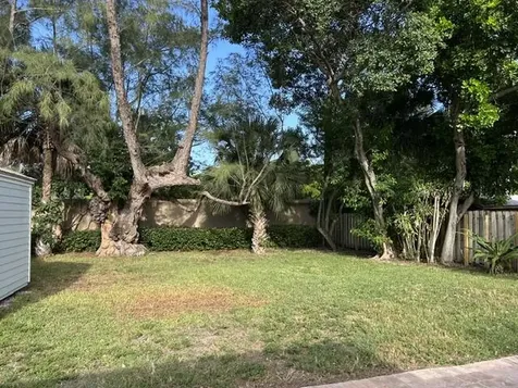 4936 NE 19th Terrace Pompano Beach FL 33064